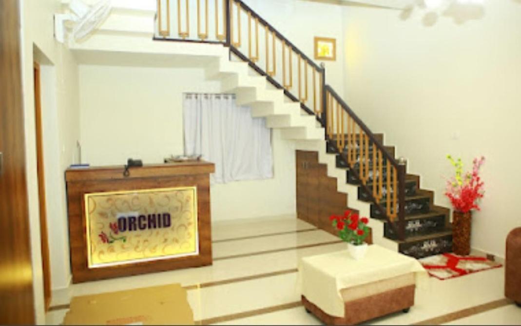 Orchid Ranipuram Apartment Kallar  Екстериор снимка