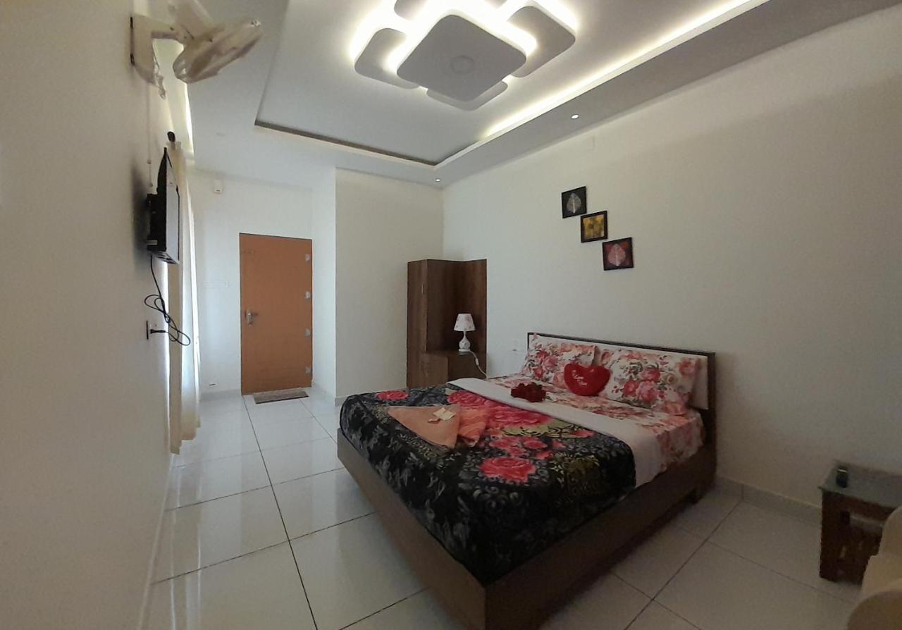 Orchid Ranipuram Apartment Kallar  Екстериор снимка